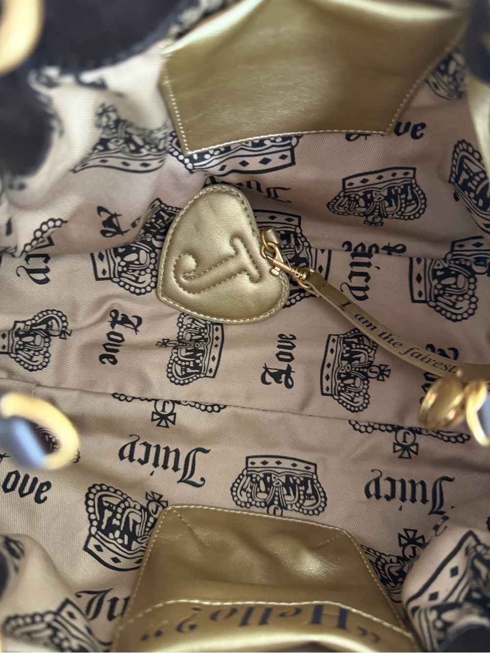 Juicy Couture Velour Satchel Shoulder Bag Doe Brown Y2K Heart Charm - Picture 13 of 16